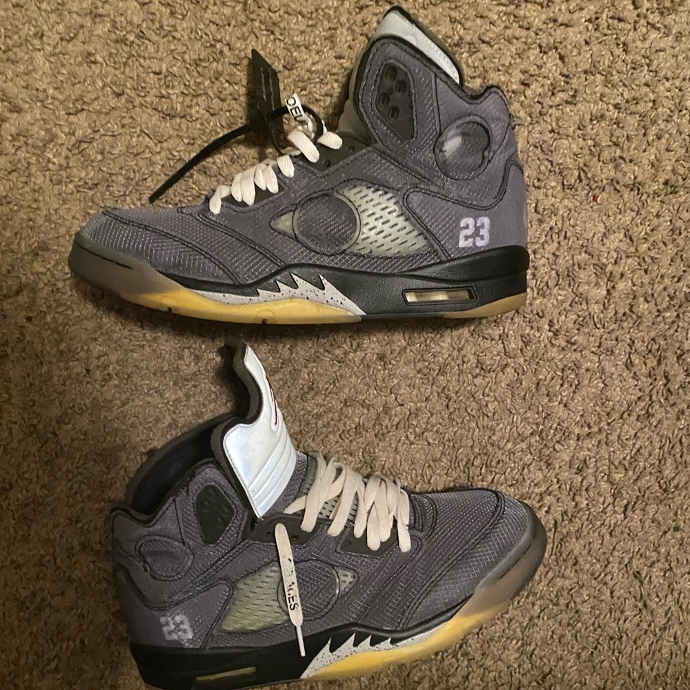 Offwhite muslin Jordan 5